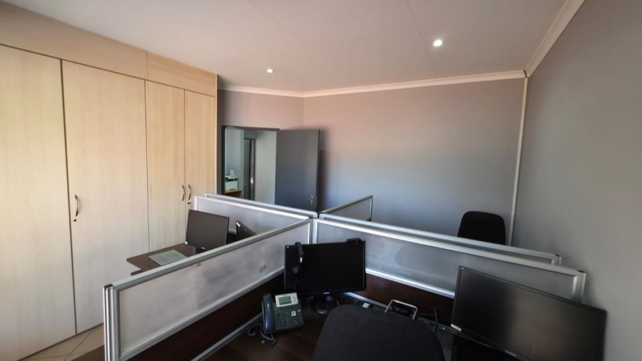 Commercial Property for Sale in Lynnwood Glen Gauteng