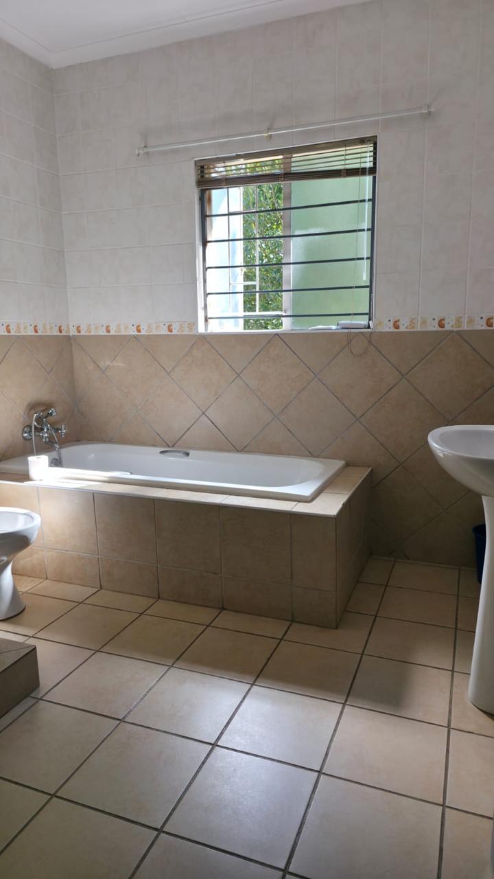 Commercial Property for Sale in Lynnwood Glen Gauteng