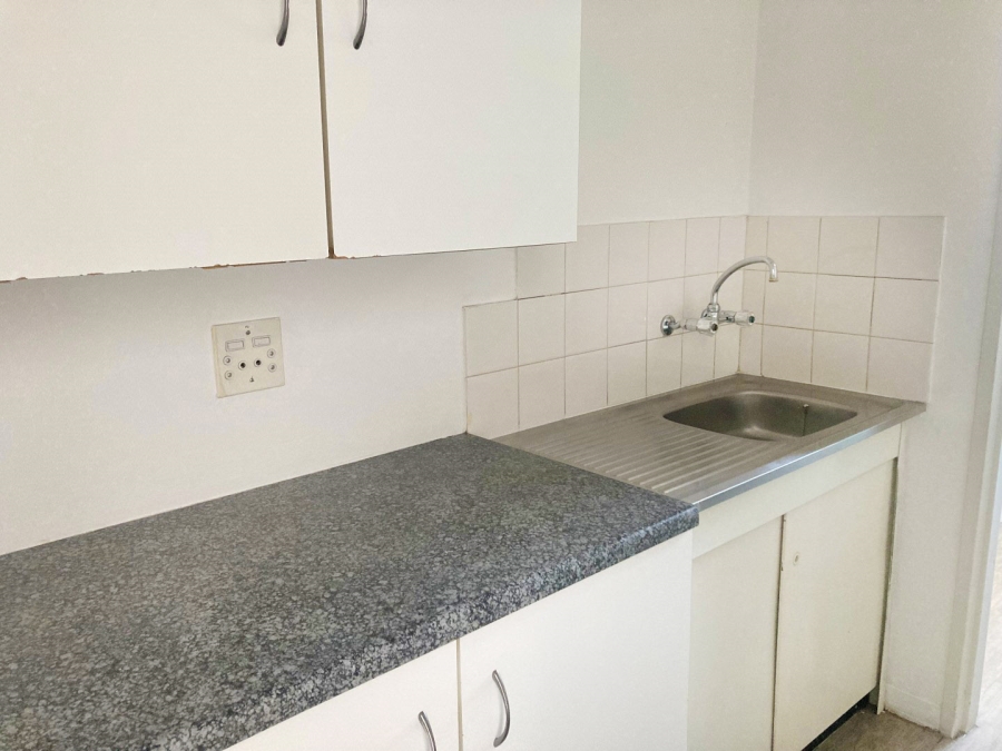 To Let commercial Property for Rent in Strijdom Park Gauteng