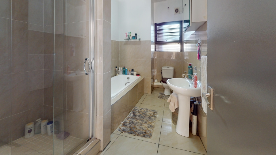 2 Bedroom Property for Sale in Brentwood Park AH Gauteng