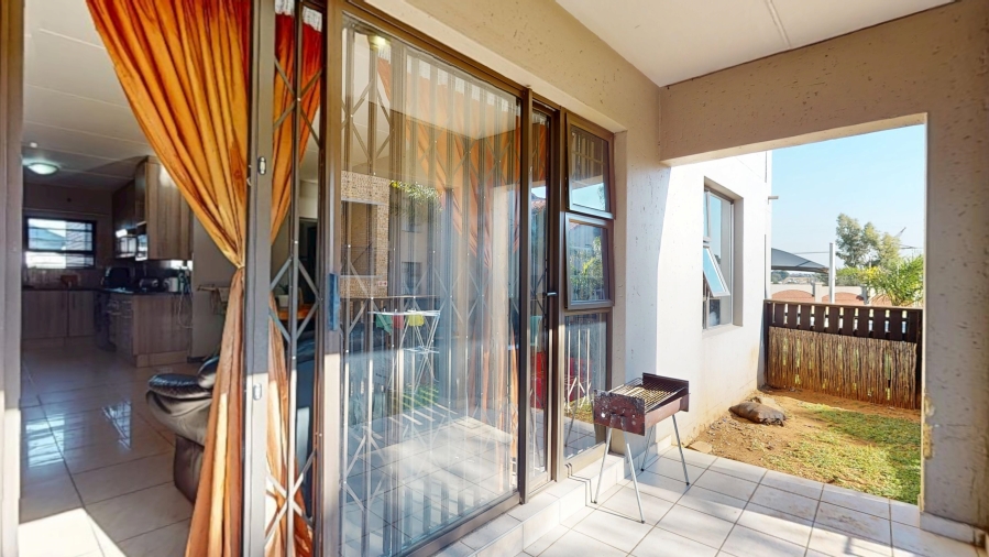 2 Bedroom Property for Sale in Brentwood Park AH Gauteng