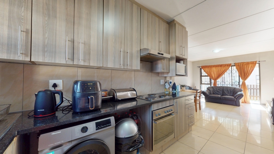 2 Bedroom Property for Sale in Brentwood Park AH Gauteng