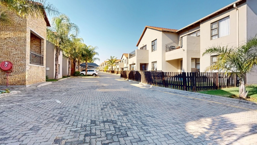 2 Bedroom Property for Sale in Brentwood Park AH Gauteng