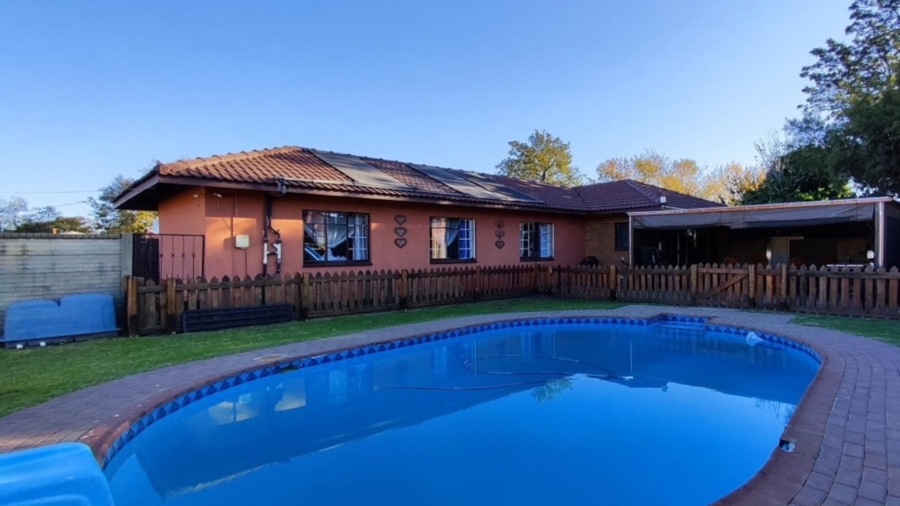 3 Bedroom Property for Sale in Vanderbijlpark SW 1 Gauteng