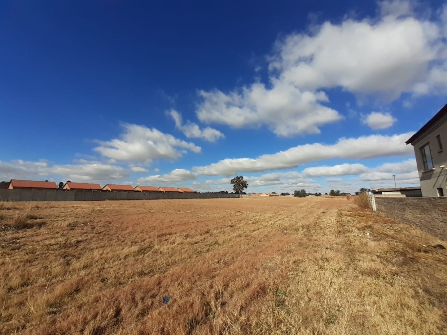 0 Bedroom Property for Sale in Riversdale Gauteng