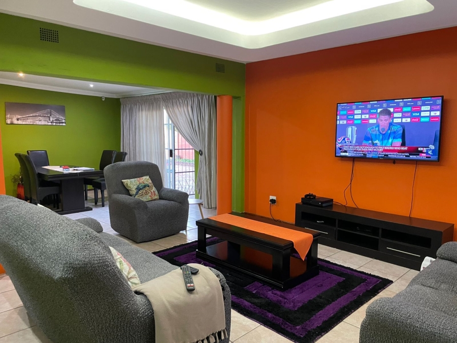 To Let 4 Bedroom Property for Rent in Three Rivers Gauteng