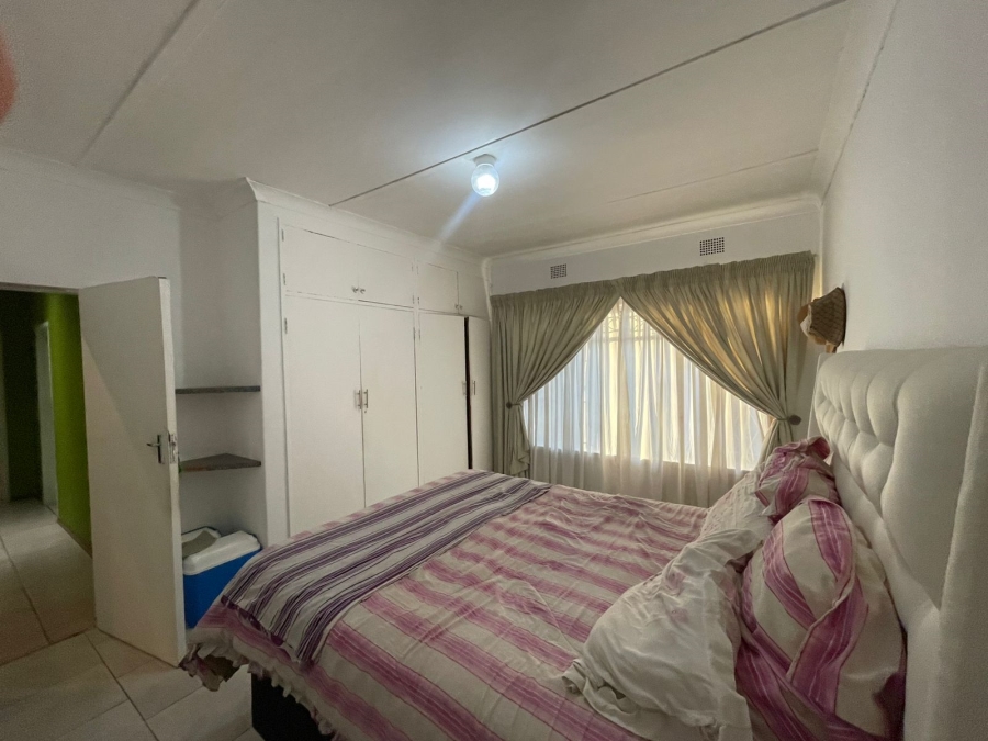 To Let 4 Bedroom Property for Rent in Three Rivers Gauteng