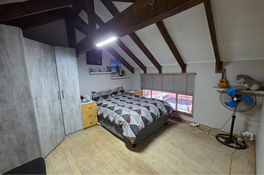 4 Bedroom Property for Sale in Eldoraigne Gauteng