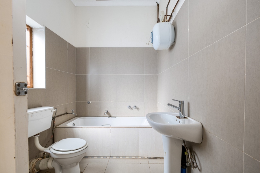 3 Bedroom Property for Sale in Highlands North Gauteng