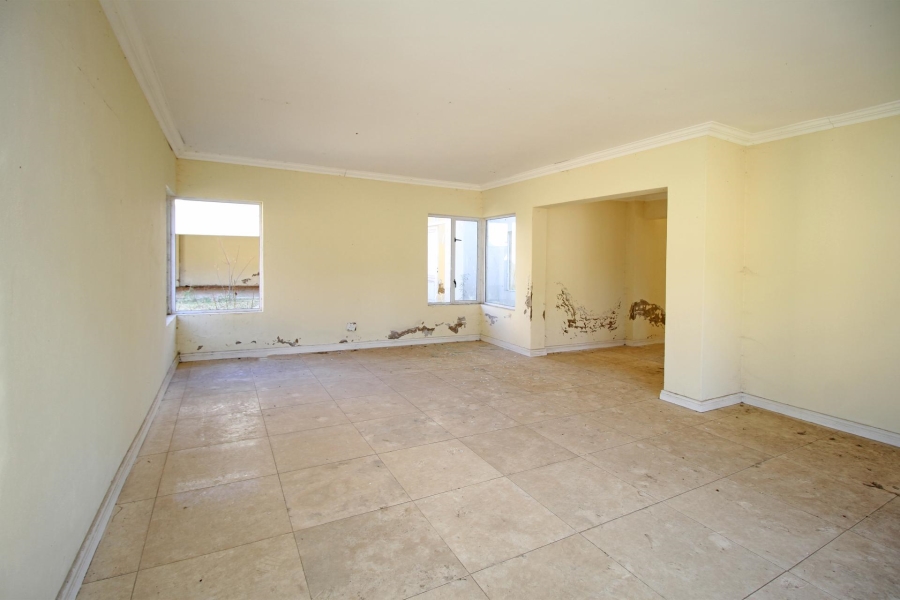 4 Bedroom Property for Sale in Blue Hills Country Estate Gauteng