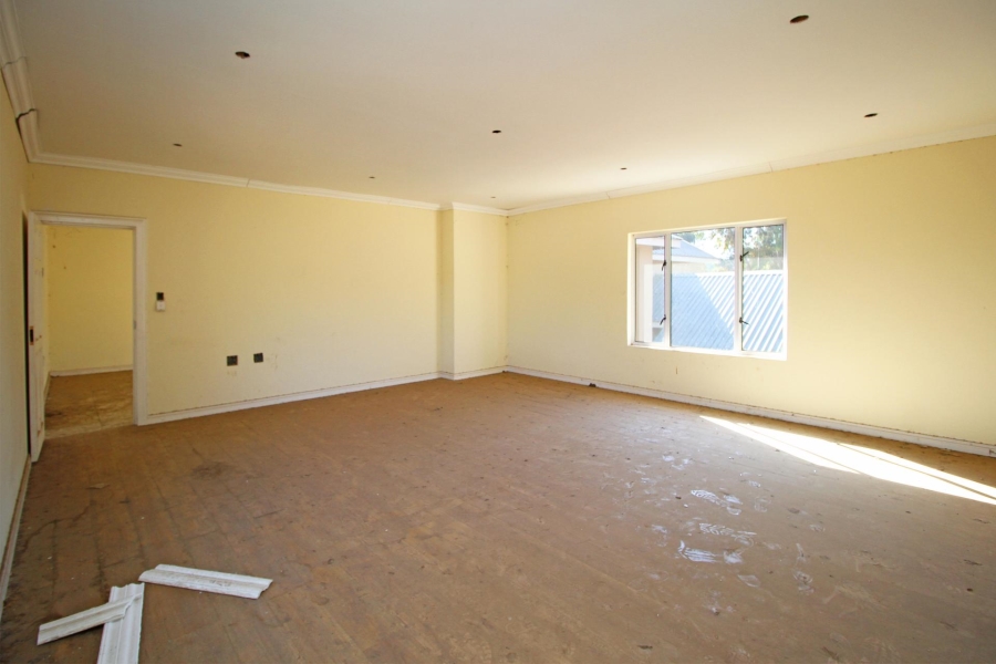 4 Bedroom Property for Sale in Blue Hills Country Estate Gauteng
