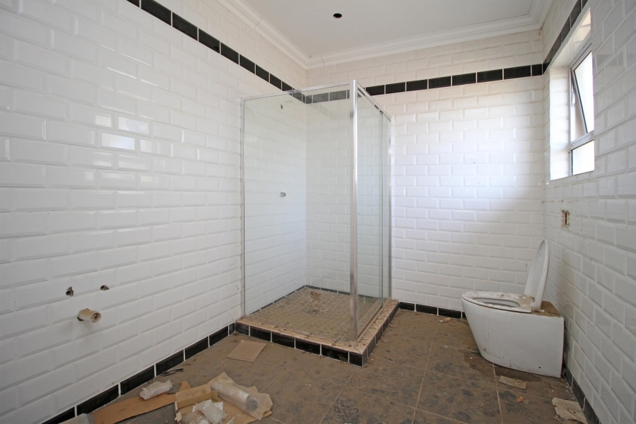 4 Bedroom Property for Sale in Blue Hills Country Estate Gauteng