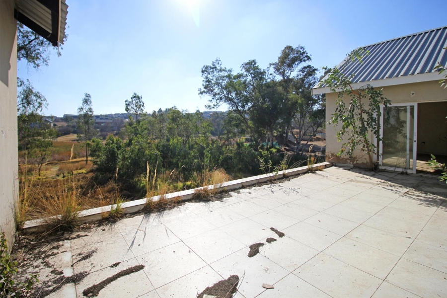 4 Bedroom Property for Sale in Blue Hills Country Estate Gauteng