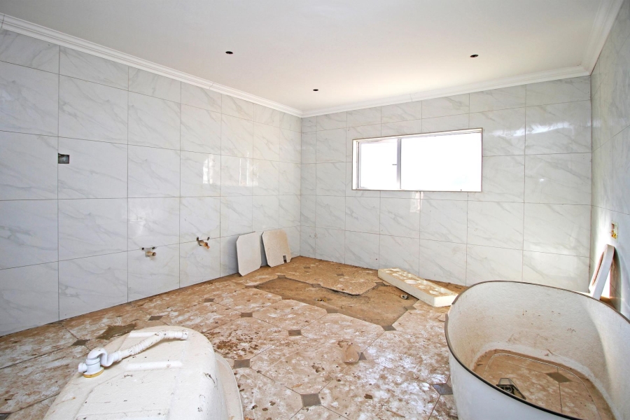 4 Bedroom Property for Sale in Blue Hills Country Estate Gauteng