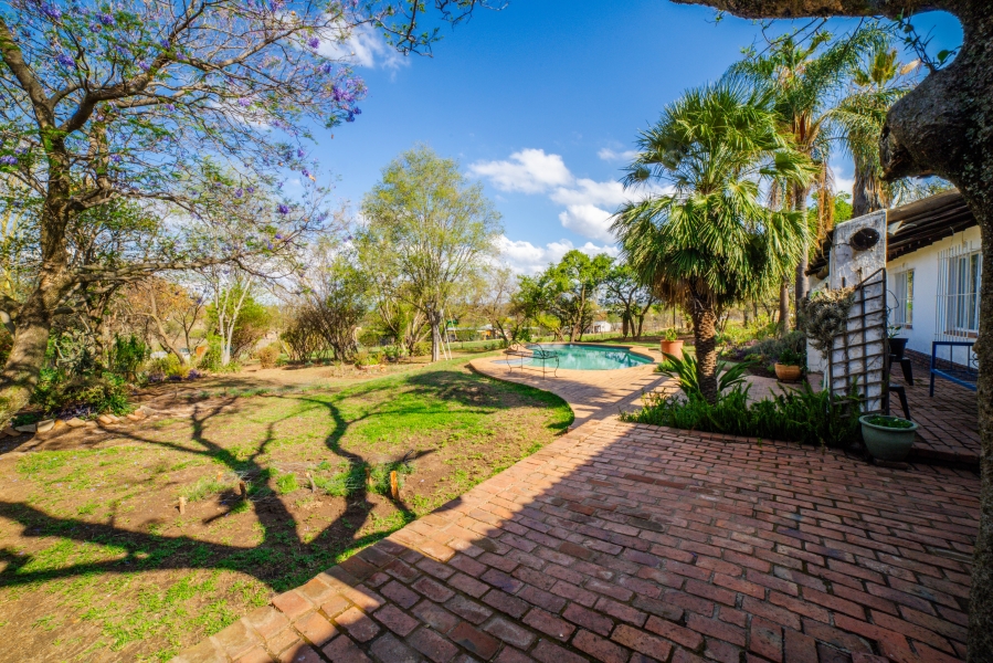 4 Bedroom Property for Sale in Farmall A H Gauteng