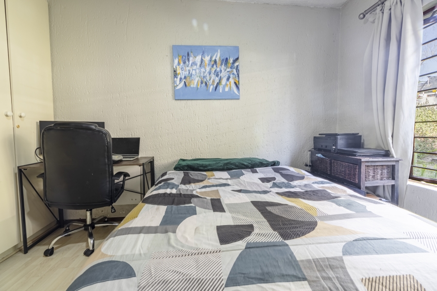 2 Bedroom Property for Sale in Bryanston Gauteng