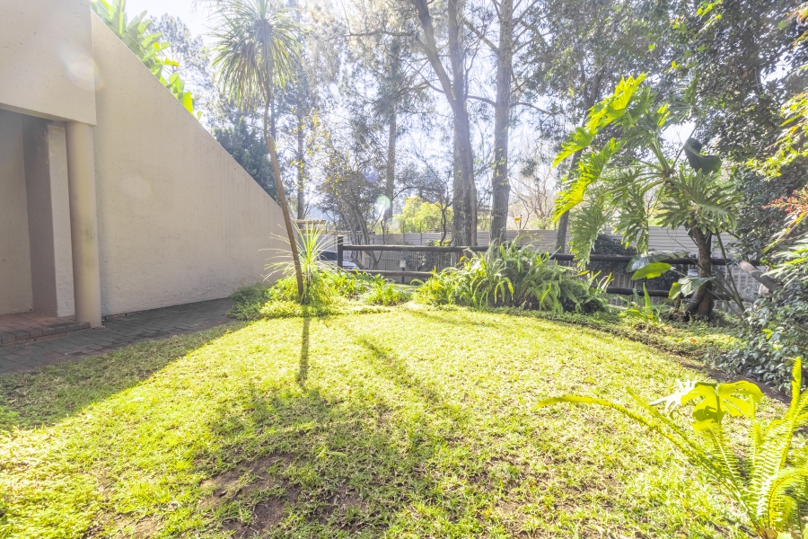 2 Bedroom Property for Sale in Bryanston Gauteng