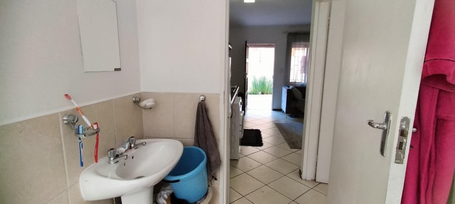 1 Bedroom Property for Sale in Florida Gauteng