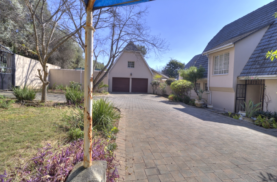 3 Bedroom Property for Sale in Bryanston West Gauteng