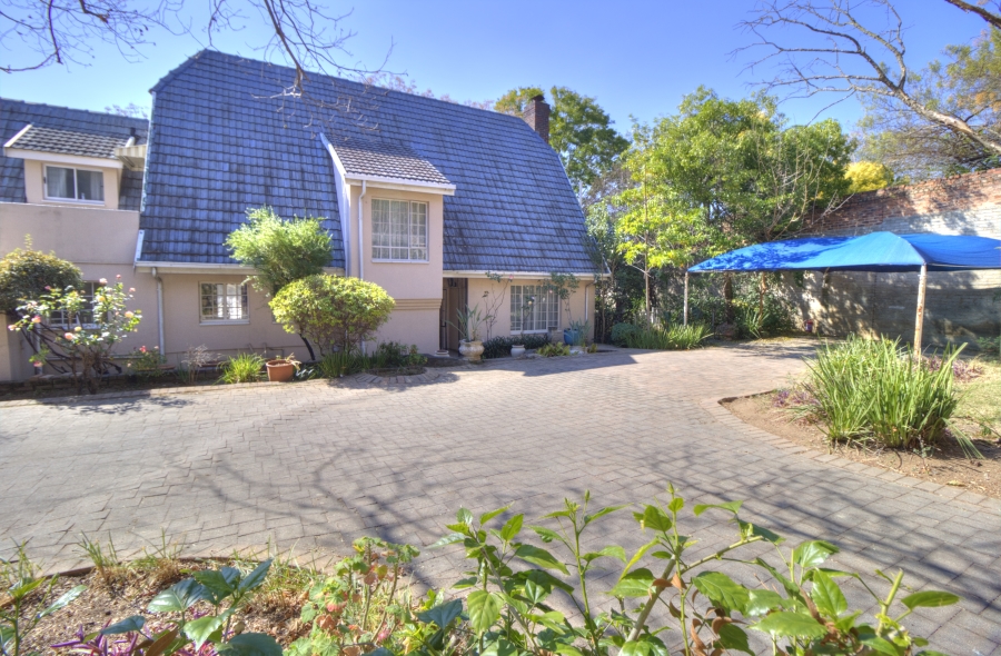 3 Bedroom Property for Sale in Bryanston West Gauteng