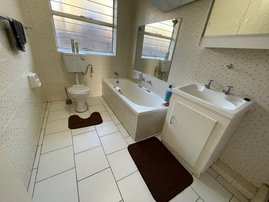 2 Bedroom Property for Sale in Silverfields Gauteng