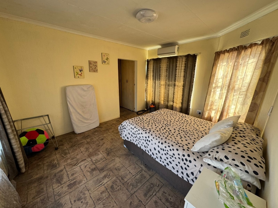 4 Bedroom Property for Sale in Dalpark Gauteng
