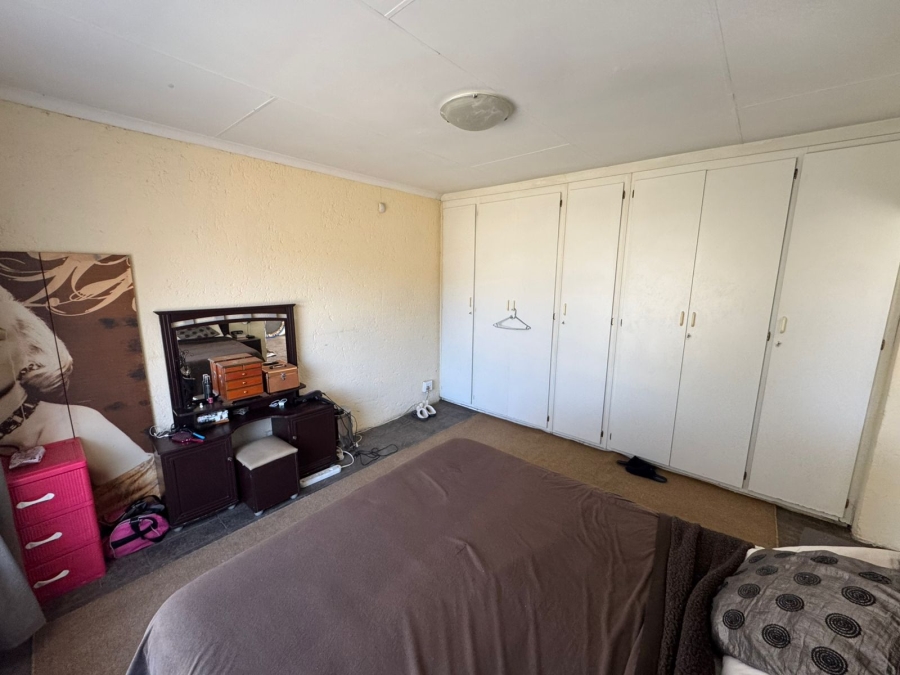 4 Bedroom Property for Sale in Dalpark Gauteng