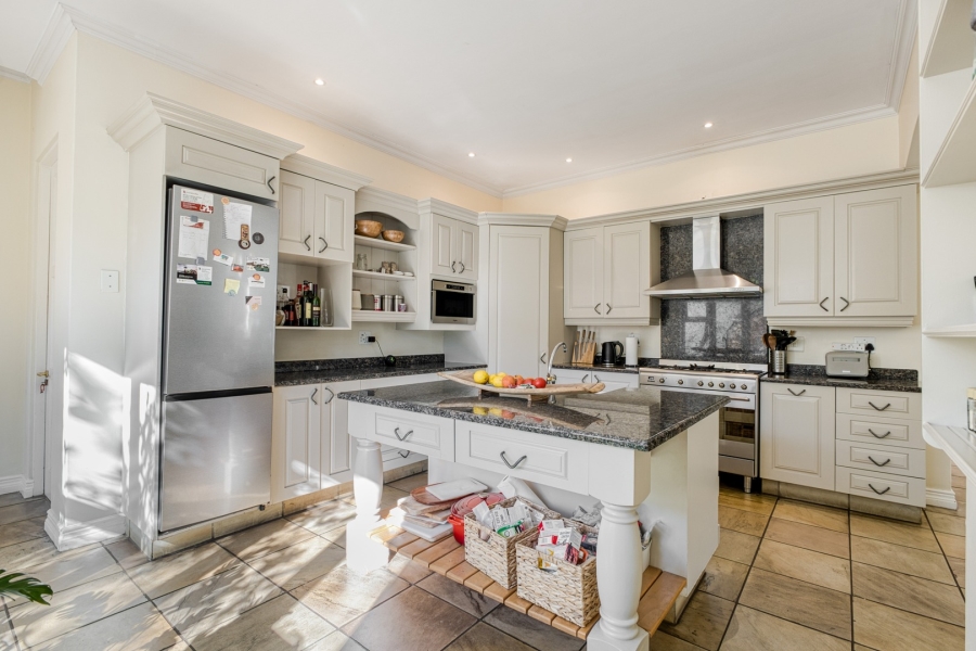 To Let 5 Bedroom Property for Rent in Dainfern Golf Estate Gauteng