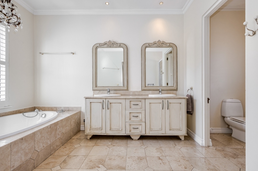 To Let 5 Bedroom Property for Rent in Dainfern Golf Estate Gauteng