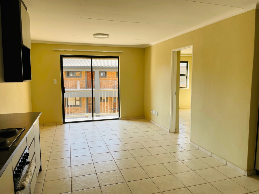 To Let 3 Bedroom Property for Rent in Cloverdene Gauteng