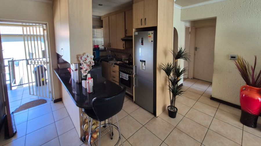 2 Bedroom Property for Sale in Comet Gauteng