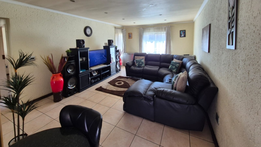 2 Bedroom Property for Sale in Comet Gauteng