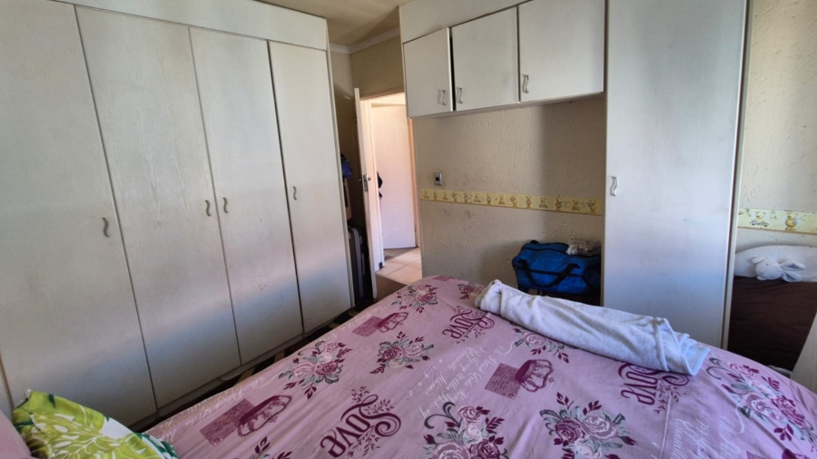 2 Bedroom Property for Sale in Comet Gauteng