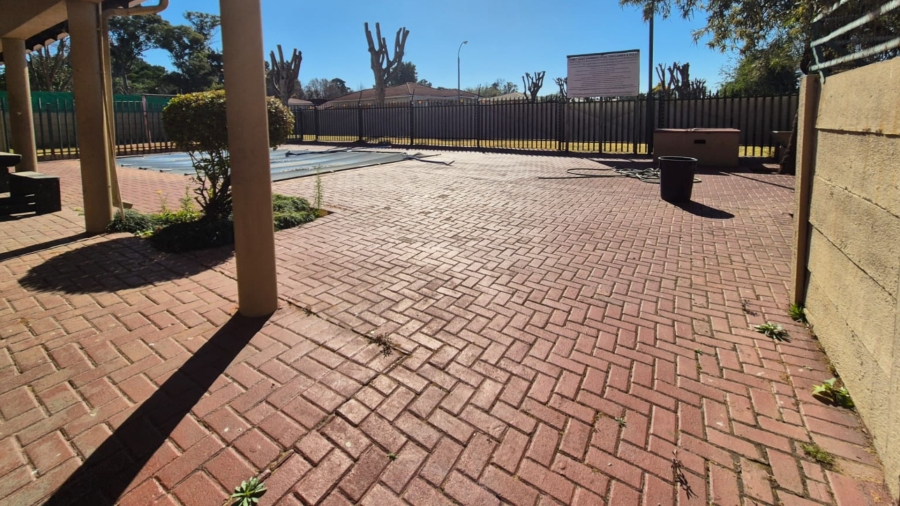 2 Bedroom Property for Sale in Comet Gauteng