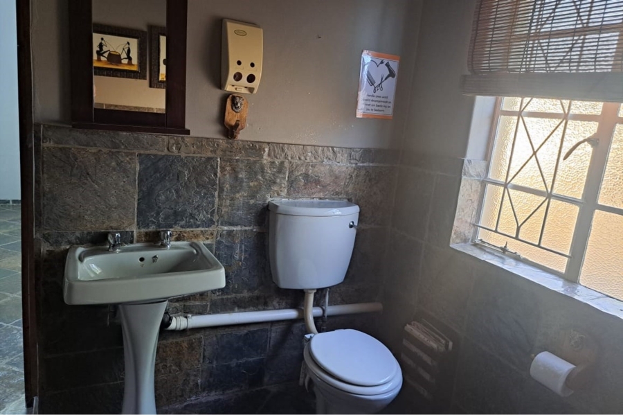 4 Bedroom Property for Sale in Roodekrans Gauteng