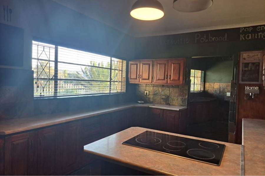 4 Bedroom Property for Sale in Roodekrans Gauteng