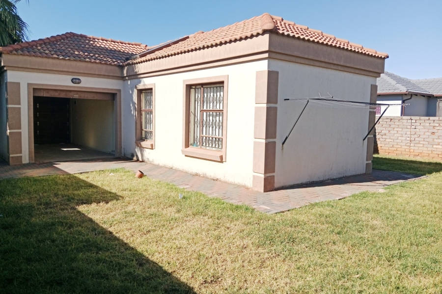 To Let 2 Bedroom Property for Rent in The Orchards Gauteng