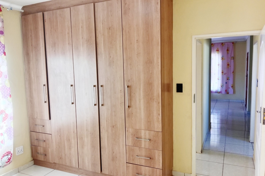 To Let 2 Bedroom Property for Rent in The Orchards Gauteng