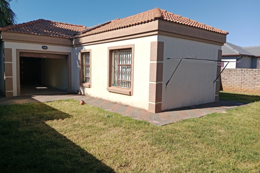 To Let 2 Bedroom Property for Rent in The Orchards Gauteng