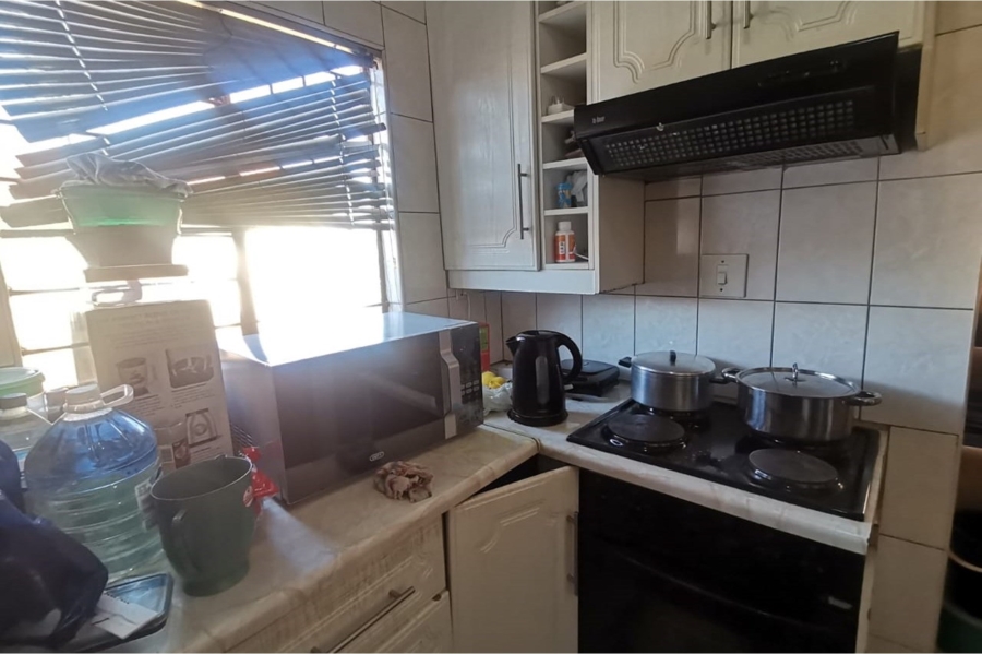 2 Bedroom Property for Sale in Dobsonville Gardens Gauteng
