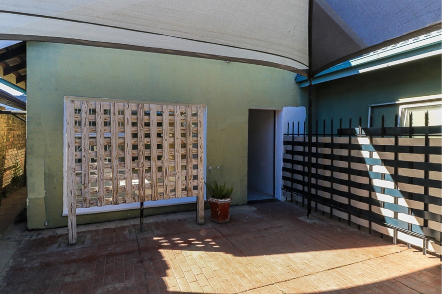 To Let 2 Bedroom Property for Rent in Ravenswood Gauteng