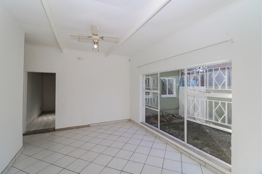 To Let 2 Bedroom Property for Rent in Ravenswood Gauteng