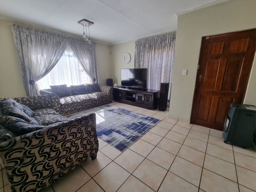 3 Bedroom Property for Sale in Elandshaven Gauteng
