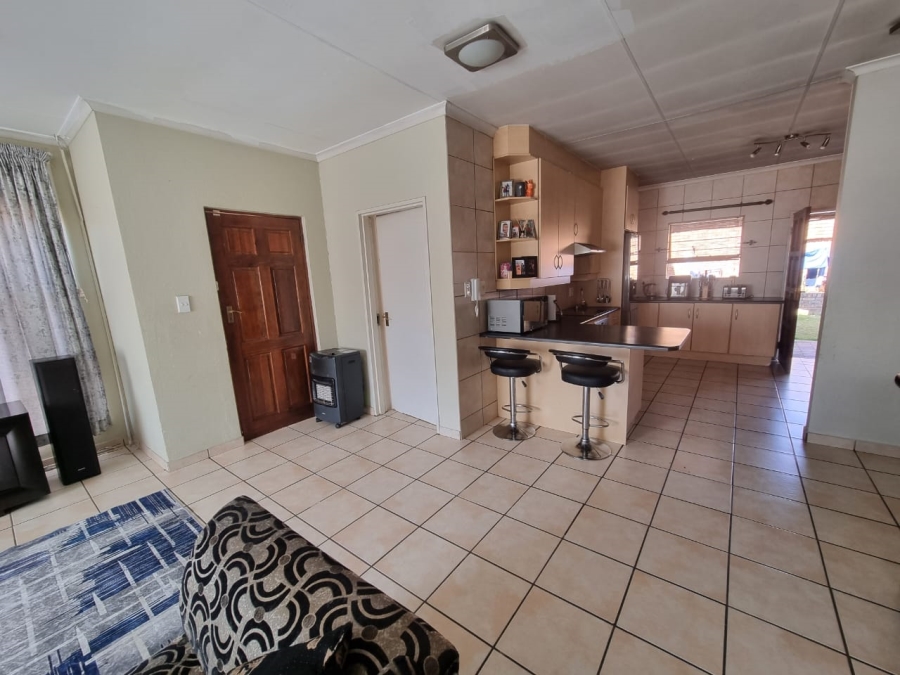 3 Bedroom Property for Sale in Elandshaven Gauteng
