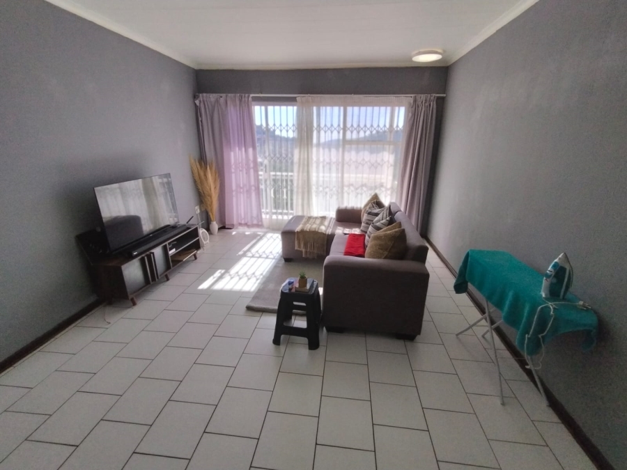2 Bedroom Property for Sale in Silverfields Gauteng