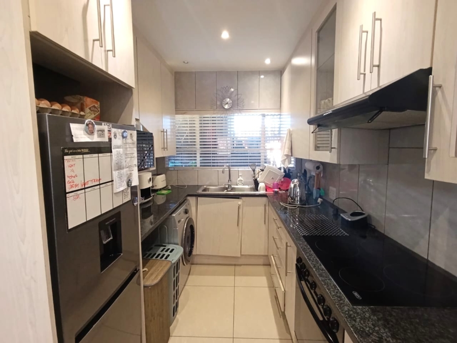 2 Bedroom Property for Sale in South Crest Gauteng