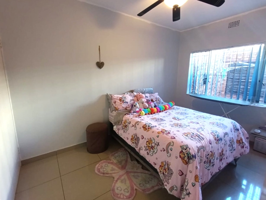 2 Bedroom Property for Sale in South Crest Gauteng