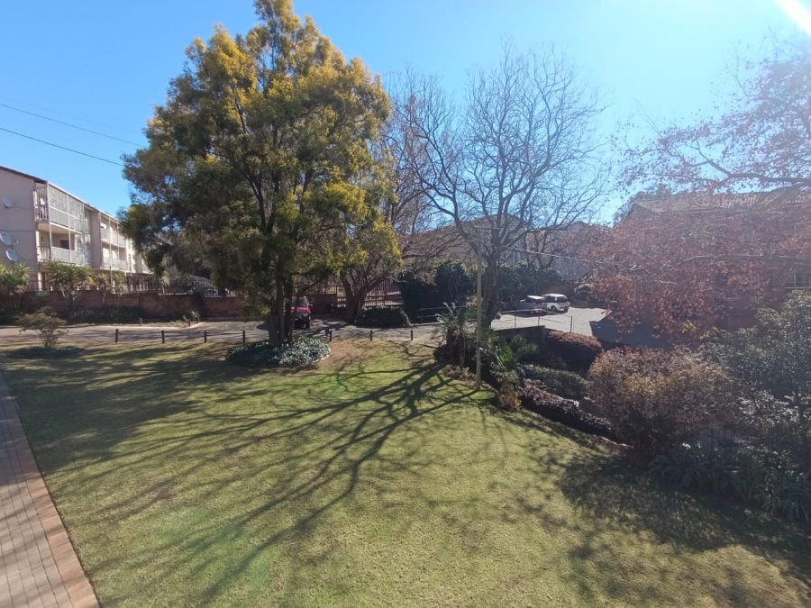 2 Bedroom Property for Sale in South Crest Gauteng