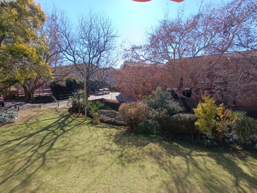 2 Bedroom Property for Sale in South Crest Gauteng