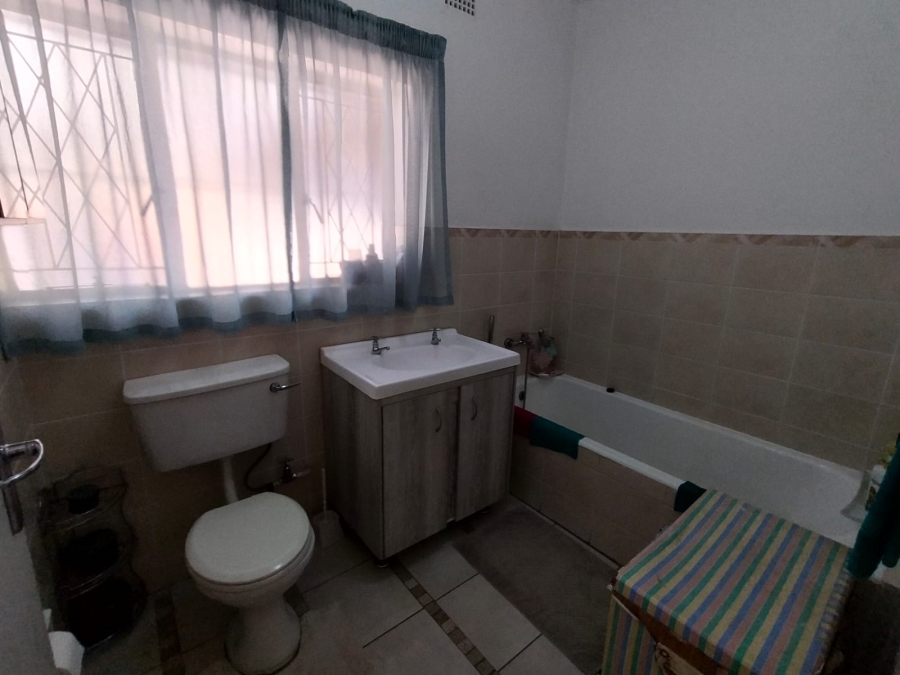 3 Bedroom Property for Sale in Florida Park Gauteng